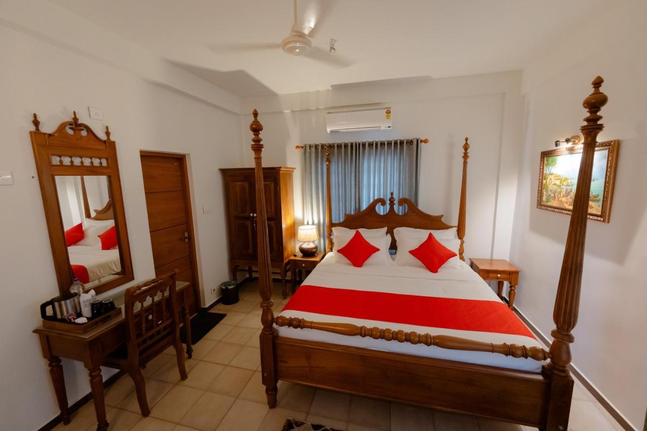 Seacoast Inn Fortkochi Fort Kochi Exterior foto