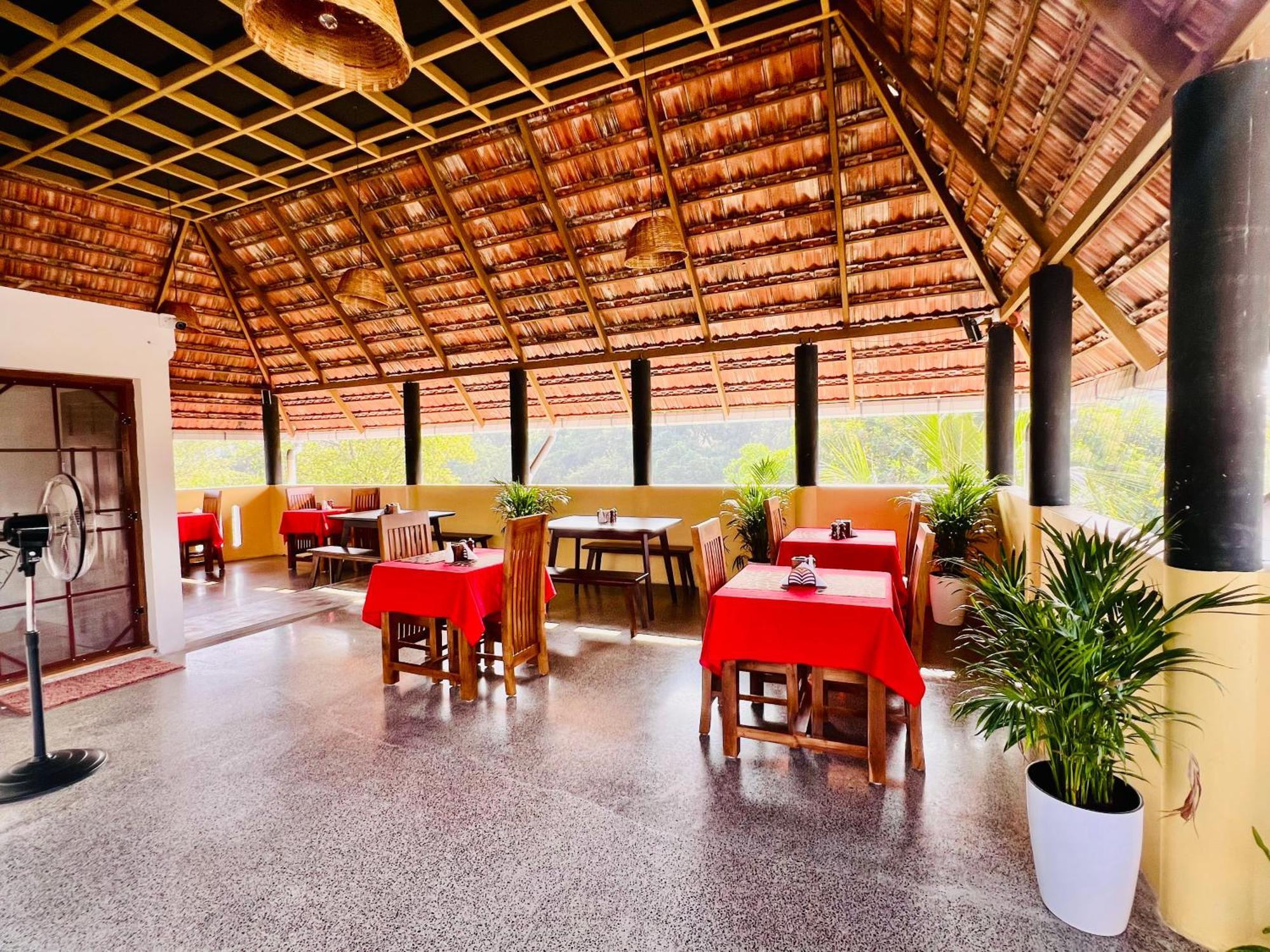 Seacoast Inn Fortkochi Fort Kochi Exterior foto